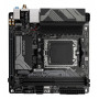 GIGABYTE A620I AX Scheda madre - Supporta CPU AMD Ryzen 8000, VRM digitale a 5+2+1 fasi, fino a 6400MHz DDR5 (OC), 1xPCIe 4.0